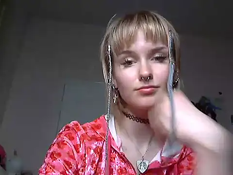 Paradoxy  online show from 05/04/26, 07:54