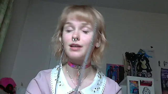 Paradoxy  online show from 05/11/26, 07:55