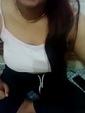 Snapshot of Minakshi_677 chatting on 11/02/25, 05:21 Minakshi 677 online show from 11/02/25, 05:21