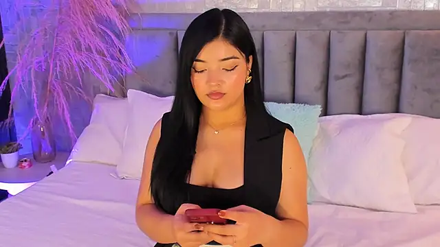 EmmaBlossom online show from 11/07/25, 07:14