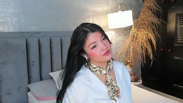 EmmaBlossom online show from 05/21/26, 12:34