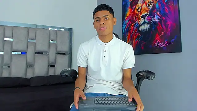 Snapshot of paull_cassidy chatting on 11/21/25, 07:34 paull cassidy online show from 11/21/25, 07:34