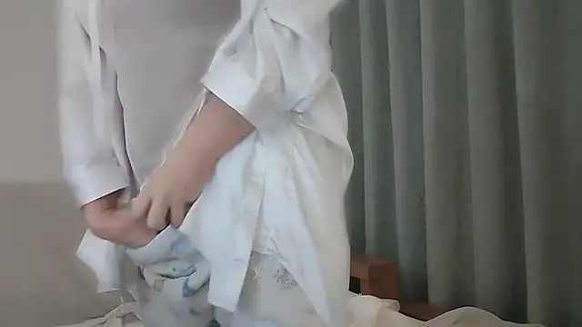 xinyin6666 online show from 11/18/25, 02:54