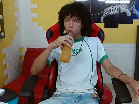 xion ez online show from 10/28/25, 08:00