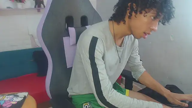 xion ez online show from 12/20/25, 09:11