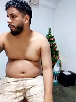 Snapshot of fabulousgirl chatting on 12/14/25, 05:02 fabulousgirl online show from 12/14/25, 05:02