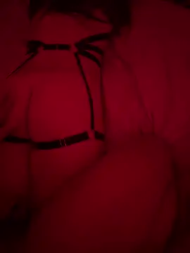 Snapshot of nuanceshadow chatting on 11/02/25, 11:18 nuanceshadow online show from 11/02/25, 11:18