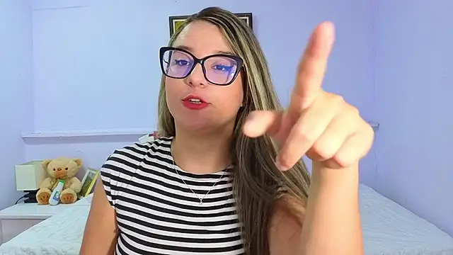 katiaa lovv online show from 10/10/25, 12:04