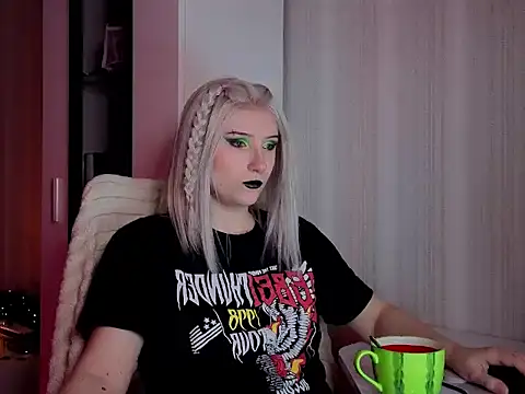 violet-siren-x online show from 03/03/26, 09:04