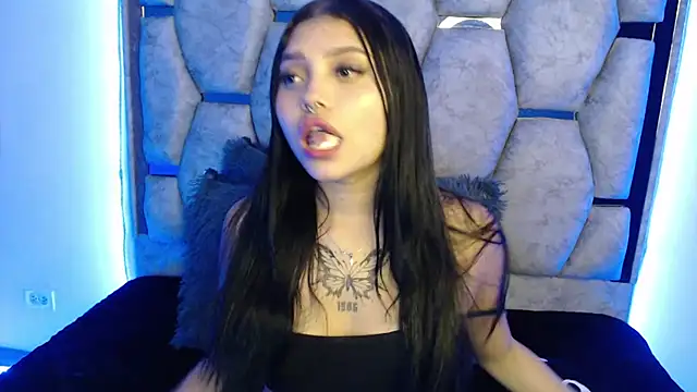 AnalyMilles online show from 03/09/26, 04:38