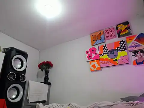 Nahomyyy online show from 10/11/25, 11:42