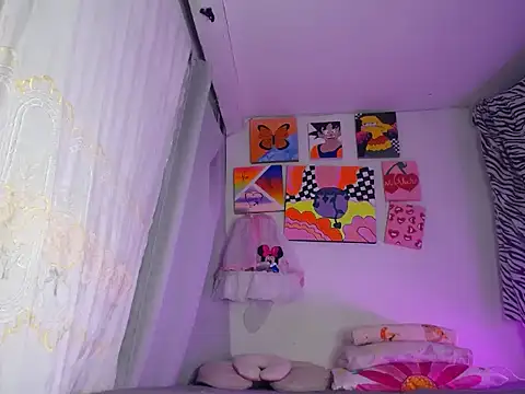 Nahomyyy online show from 02/02/26, 12:15