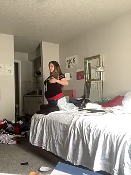 Snapshot of BuzzBunni69 chatting on 11/09/25, 08:40 BuzzBunni69 online show from 11/09/25, 08:40