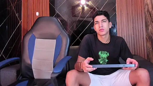 Stiben boy online show from 12/04/25, 12:25