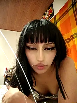 Snapshot of babyhannya chatting on 09/25/25, 04:27 babyhannya online show from 09/25/25, 04:27