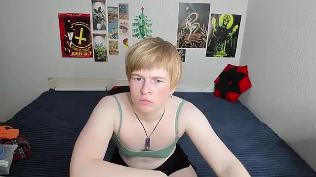 Cattie w  online show from 04/02/26, 01:14