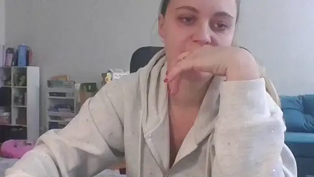 Cynoraye online show from 02/09/26, 09:57