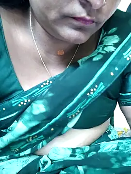 navyasree143 online show from 04/07/26, 06:47