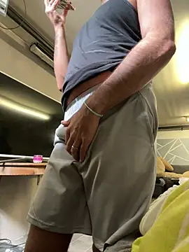 juan03065 online show from 05/29/26, 01:09