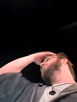 bear8t online show from 10/29/25, 06:15