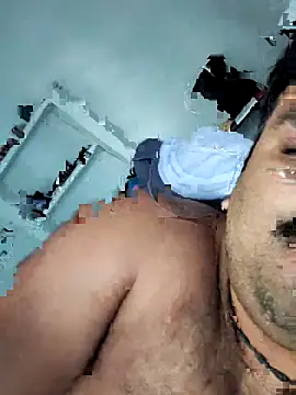 Snapshot of desiyouth94 chatting on 10/08/25, 03:37 desiyouth94 online show from 10/08/25, 03:37