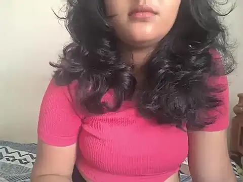 reena 12 online show from 11/13/25, 04:44