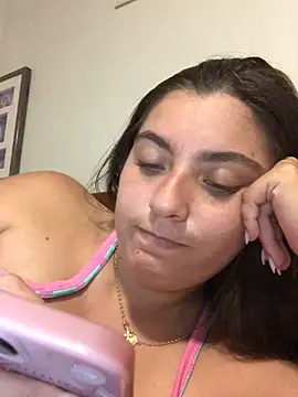 Snapshot of larj021bb chatting on 02/25/26, 10:41 larj021bb online show from 02/25/26, 10:41