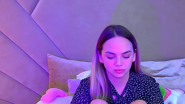 AnitaVenture online show from 10/11/25, 04:33