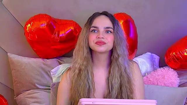 AnitaVenture online show from 10/12/25, 04:44