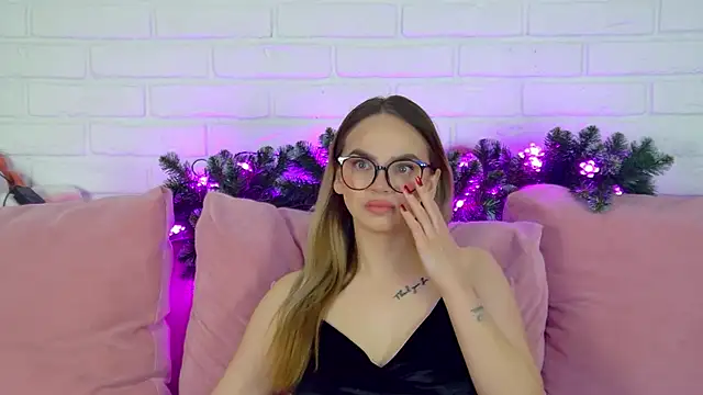 AnitaVenture online show from 12/14/25, 04:29