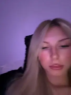 blondeeee online show from 04/15/26, 04:36