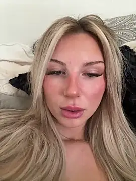 blondeeee online show from 04/23/26, 04:09