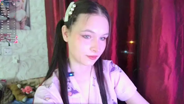 LolaVibe online show from 11/13/25, 07:02