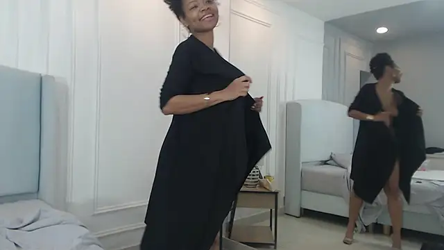 ChantalGarner online show from 12/22/25, 01:30