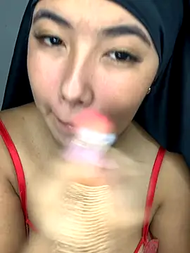 Snapshot of Samara__Amir chatting on 10/19/25, 12:17 Samara Amir online show from 10/19/25, 12:17