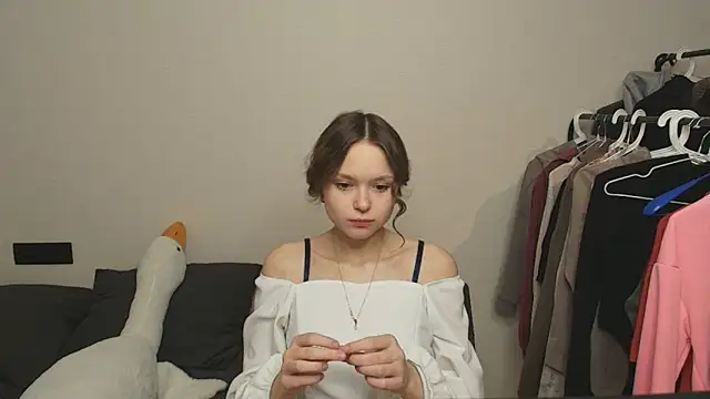CandyPiggy online show from 10/18/25, 02:18