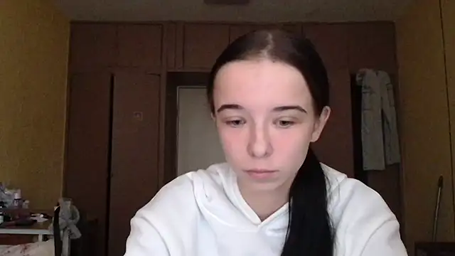 Emilia Light online show from 10/21/25, 07:09