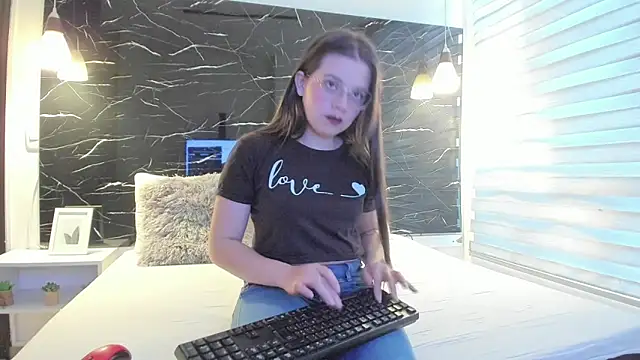 ZOE LE online show from 01/17/26, 11:37