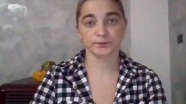 Snapshot of GoldenAngelMilf chatting on 11/13/25, 04:17 GoldenAngelMilf online show from 11/13/25, 04:17