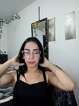 YaraDuartee online show from 01/17/26, 11:41