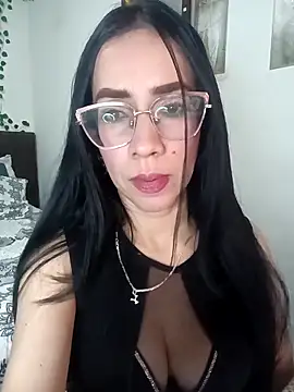 YaraDuartee online show from 03/02/26, 05:08