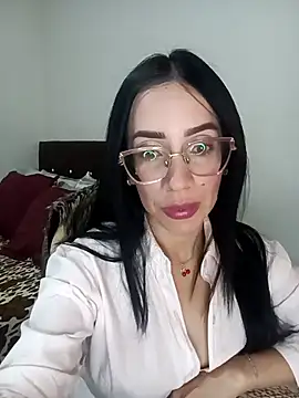 Snapshot of YaraDuartee chatting on 03/29/26, 01:05 YaraDuartee online show from 03/29/26, 01:05