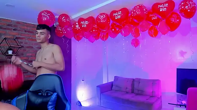 Spaceboys18 online show from 02/17/26, 03:03