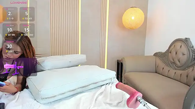 Snapshot of beca_winn chatting on 11/13/25, 07:24 beca winn online show from 11/13/25, 07:24