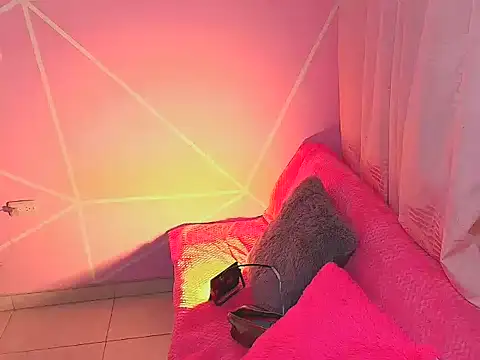 CuteFlame online show from 11/21/25, 09:35