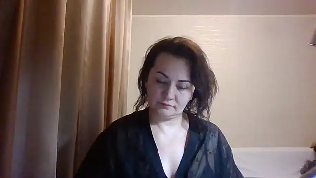 Lysanda online show from 02/06/26, 02:31