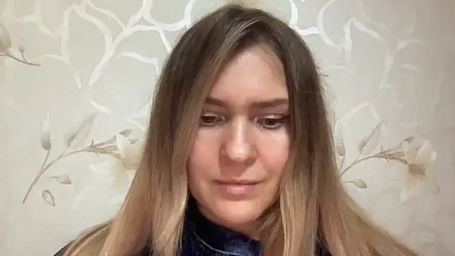 Snapshot of Milysoren chatting on 02/16/26, 06:37 Milysoren online show from 02/16/26, 06:37