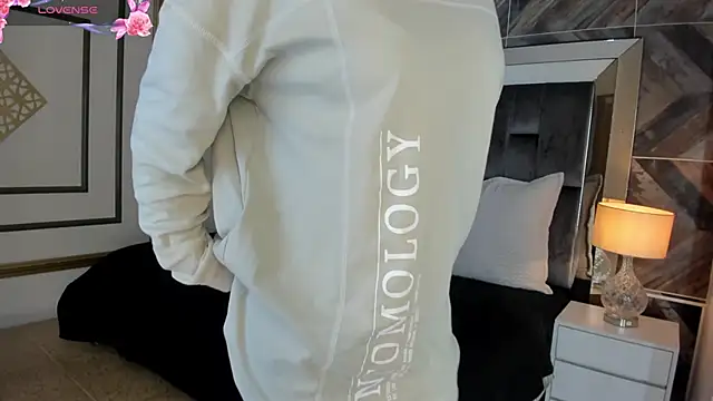 NaylaGrey online show from 03/07/26, 11:29