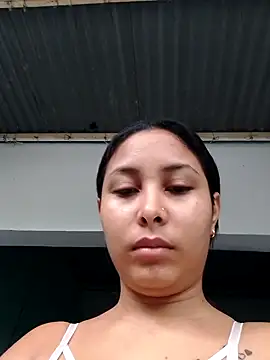 Snapshot of mommy-hot-valeria chatting on 10/17/25, 01:03 mommy-hot-valeria online show from 10/17/25, 01:03