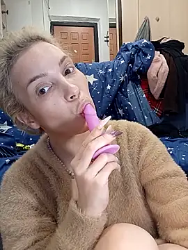 Conny Shellie online show from 11/22/25, 11:59